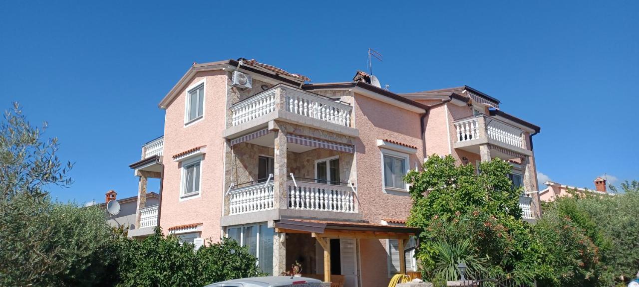 Apartments Vesna Nova Vas  المظهر الخارجي الصورة