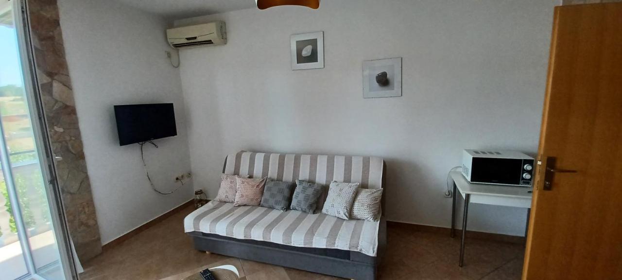 Apartments Vesna Nova Vas  المظهر الخارجي الصورة