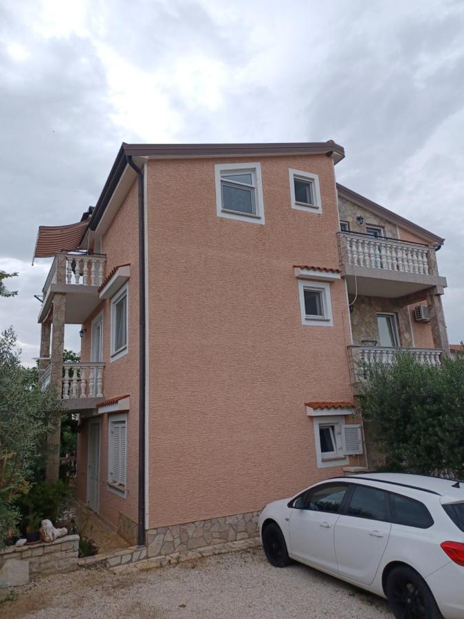 Apartments Vesna Nova Vas  المظهر الخارجي الصورة