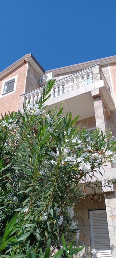 Apartments Vesna Nova Vas  المظهر الخارجي الصورة